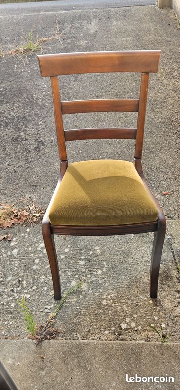 Chaise en bois assise velours vert (image 3)
