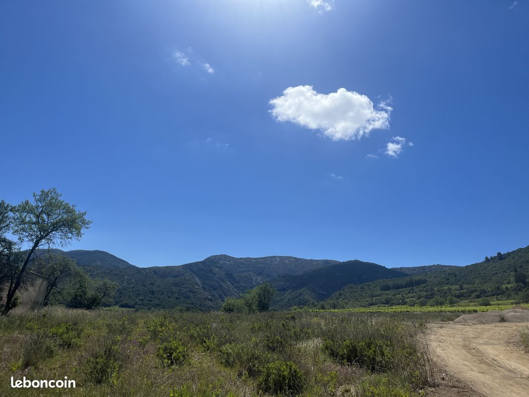 Terrain 2499 m² · à Embres-Et-Castelmaure · 2 499 m² · 87 900 €