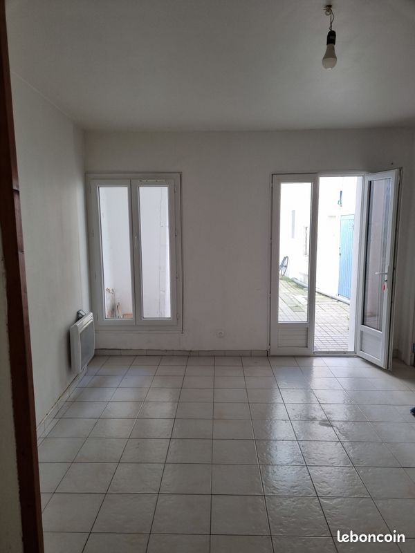 Appartement 2 pièces 40 m² · à Rochefort · 40 m² · 375 €/mois