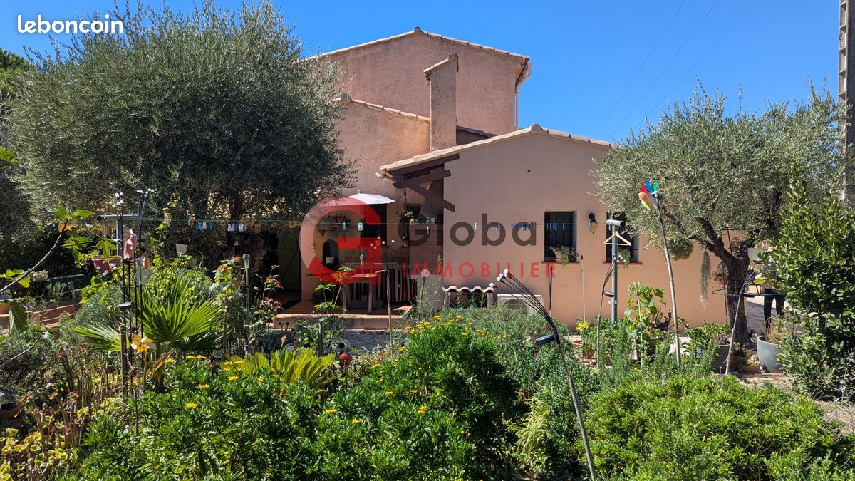 Maison 5 pièces 133 m² · à Six-Fours-les-Plages · 133 m² · 730 000 €