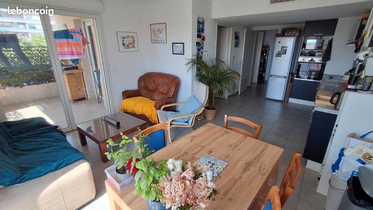 Appartement 3 pièces 56 m² · à Toulon · 56 m² · 1 050 €