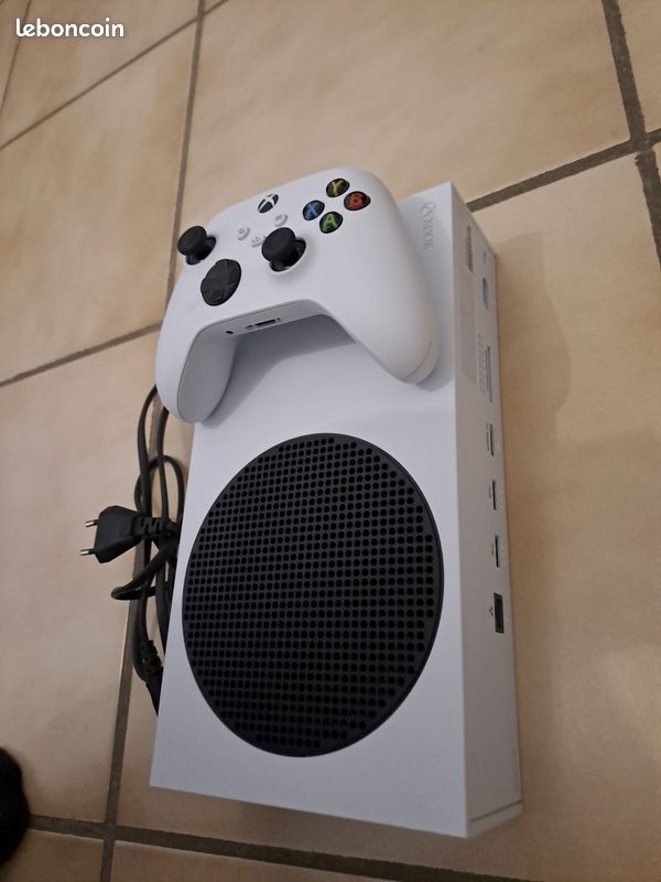 Xbox S + 1manette (image 1)