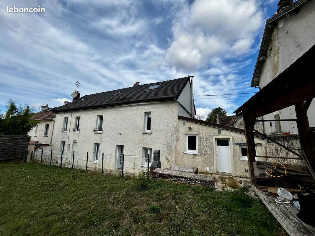 Maison 7 pièces 157 m² · à La Ferté-sous-Jouarre · 157 m² · 264 000 €