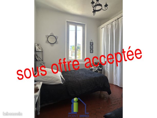 https://img.leboncoin.fr/api/v1/lbcpb1/images/fc/81/d6/fc81d6d7509bd5181c3f0170d589aba22ac896bb.jpg?rule=ad-image