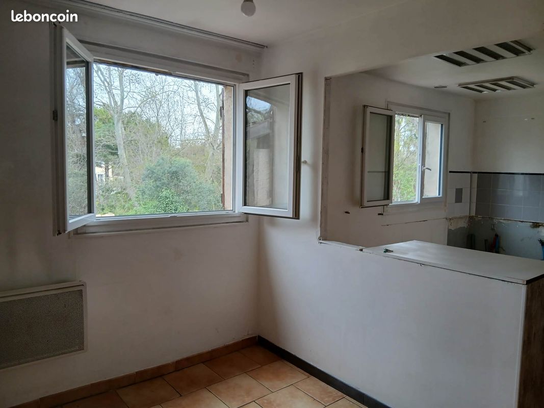 Appartement 4 pièces 100 m² · à Saint-Victoret · 100 m² · 240 000 €