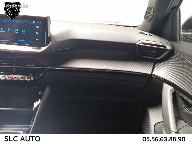 Peugeot 2008 1.2 Hybrid 136ch Style e-DCS6 (image 30)