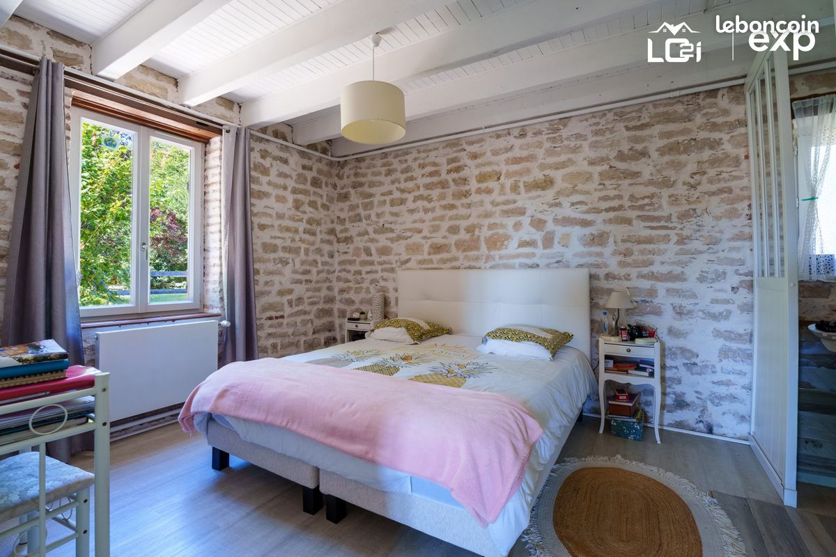 Maison 5 pièces 140 m² · à Saint-Didier-en-Bresse · 140 m² · 239 000 €