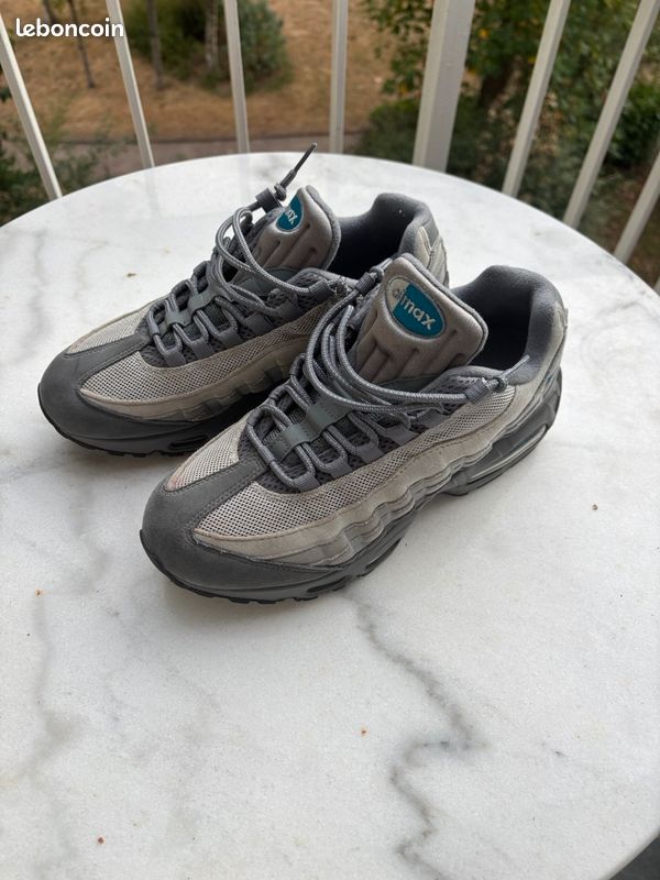 Nike Air Max 95 grises – très bon état (image 1)