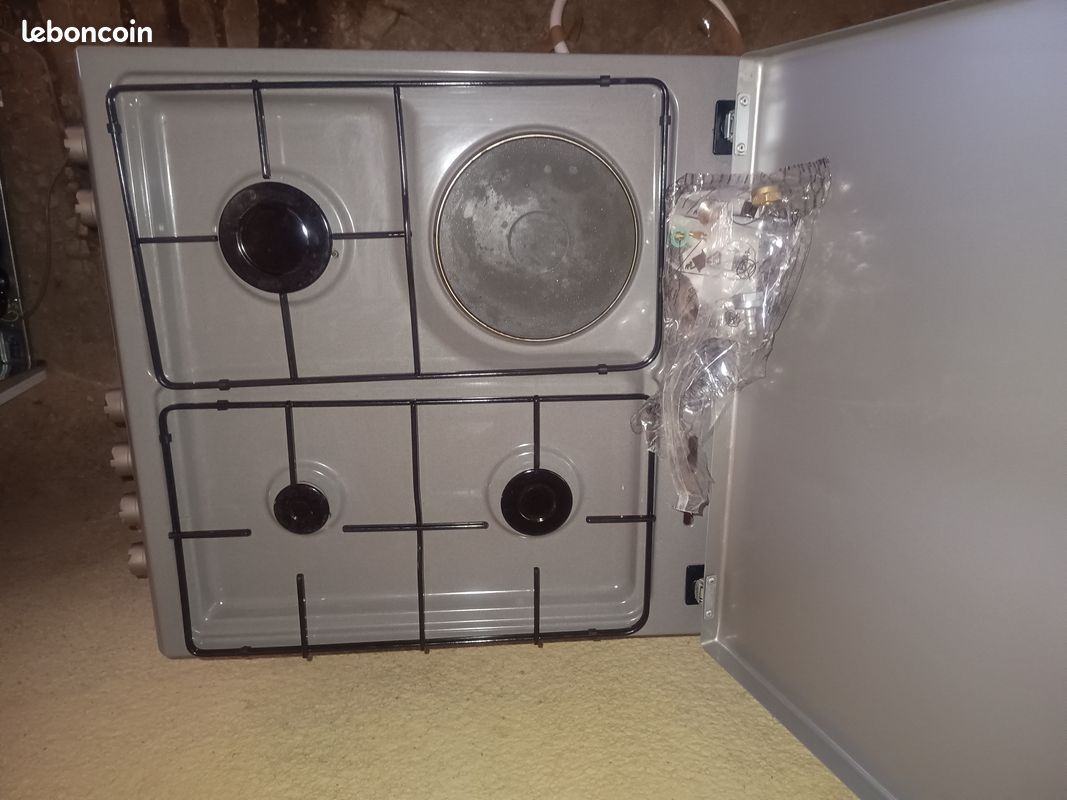 Cuisinière mixte (gaz et électrique) Vahlberg (image 2)