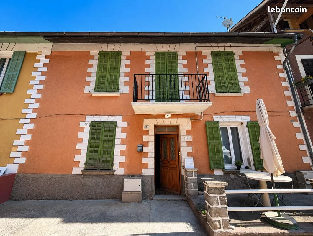 Maison 3 pièces 63 m² · à Saint-Sauveur-sur-Tinée · 63 m² · 79 000 €