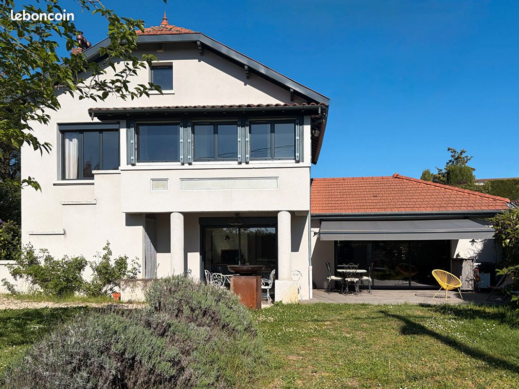 Maison 6 pièces 153 m² · à Dardilly · 153 m² · 750 000 €