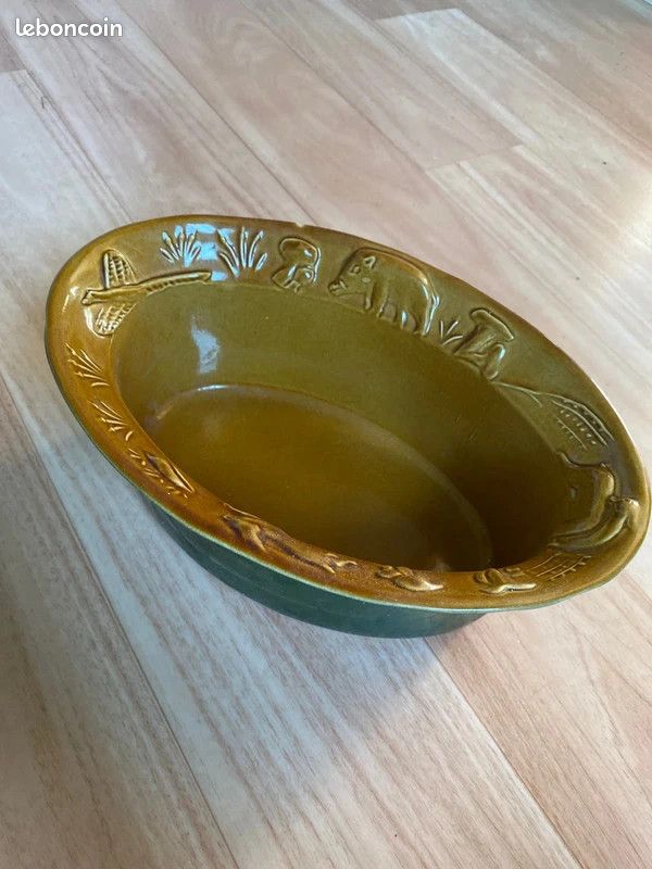 Plat pour le four lièvre (image 1)