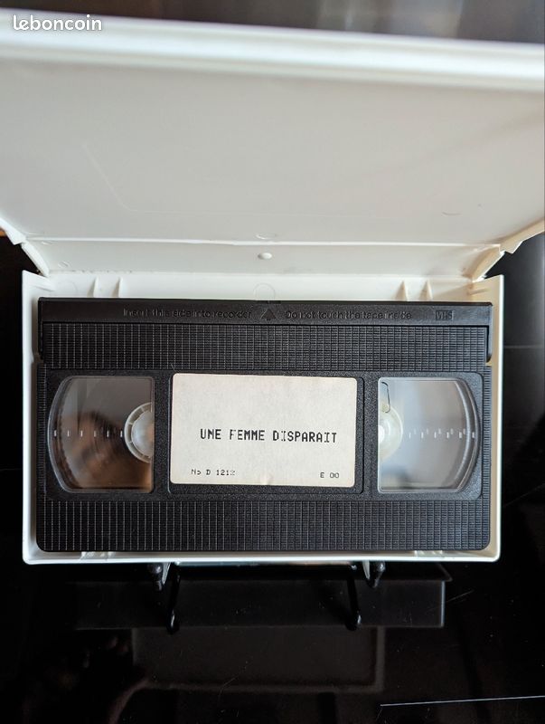 Cassette vidéo VHS Hitchcock une femme disparaît (image 4)