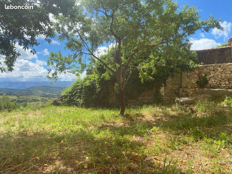 Terrain saint saturnin lès apt · à Saint-Saturnin-lès-Apt · 110 000 €