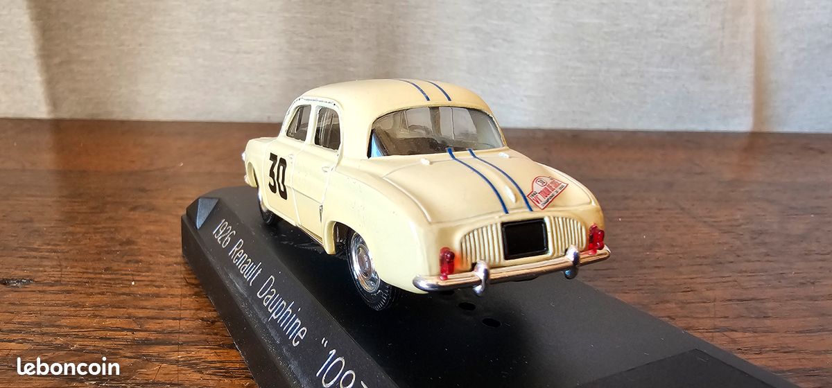 DIE CAST  RENAULT DAUPHINE GORDINI TOUR DE CORSE - 1959  GORDINI