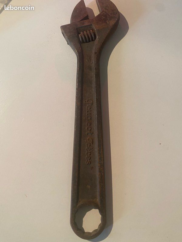 Clef à molette Peugeot et frères (image 1)