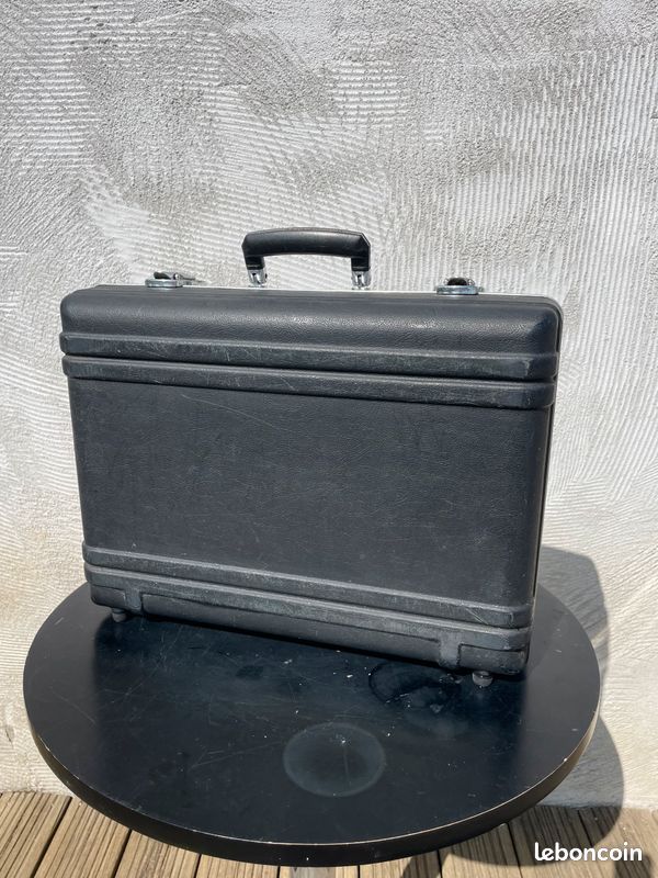 Valise noir 48x38x20 (image 5)