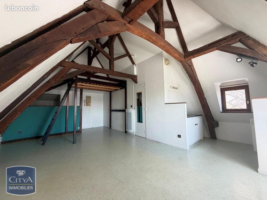 Appartement 1 pièce 25 m² · à Arras · 25 m² · 370 €