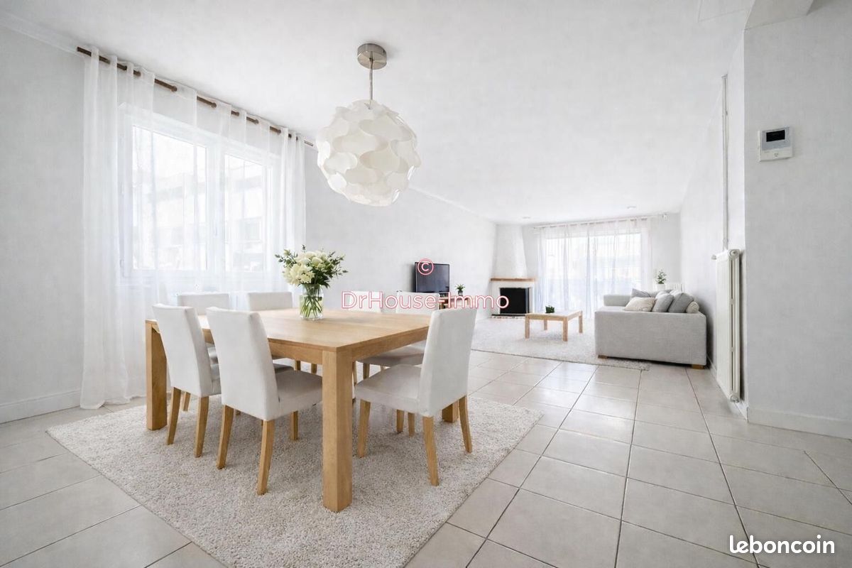 Maison 4 pièces 136 m² · à Cenon · 136 m² · 379 000 €