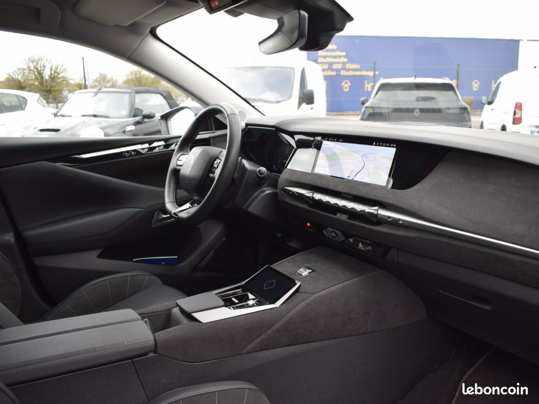 DS DS 4 Hybride E-Tense 225 EAT8 Performance Line / 1ère Main / Garantie Constructeur (image 16)