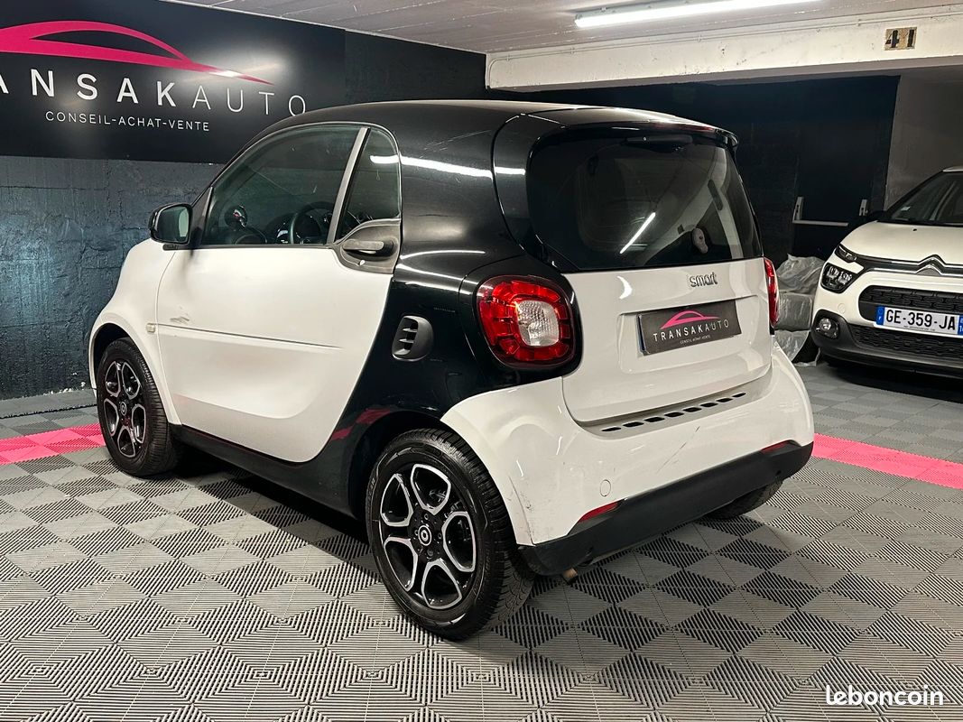 SMART FORTWO COUPE 0.9 90 ch S&S BA6 Passion 7580 (image 9)