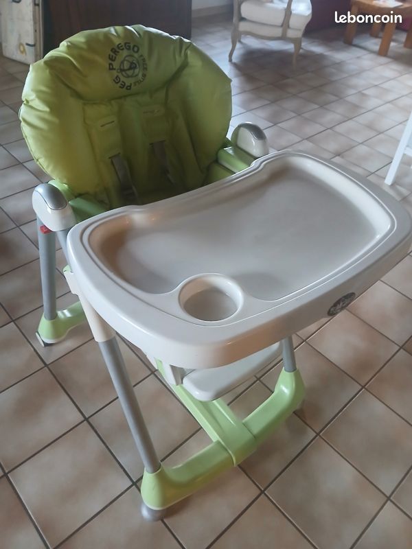 Chaise haute (image 3)