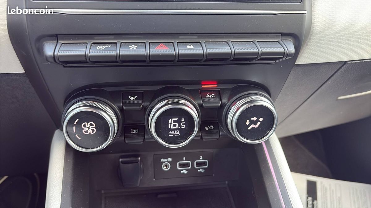 Renault clio tce 90 techno (image 22)