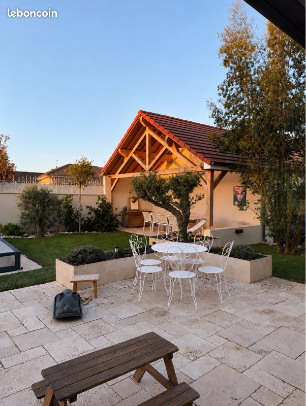 Maison 6 pièces 160 m² · à Chevannes · 160 m² · 475 000 €
