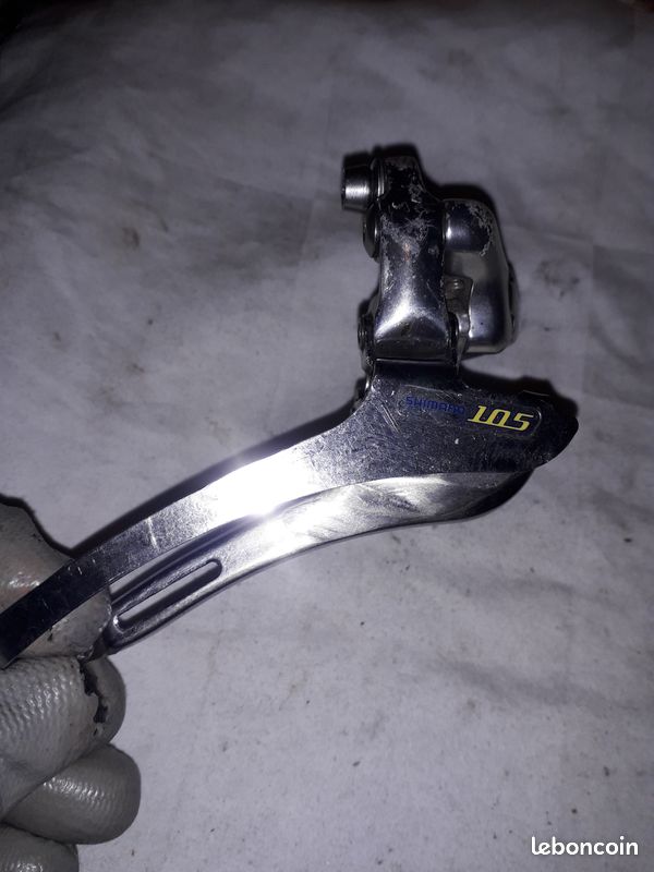 DÉRAILLEUR AVANT SHIMANO 105 (FIXATION PAR COLLIER) 2X12 v