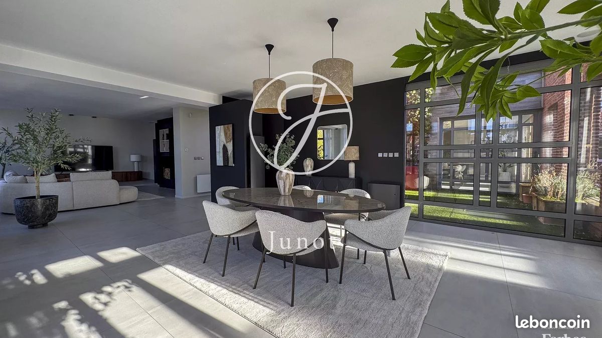 Appartement 7 pièces 319 m² · à Lille · 319 m² · 1 500 000 €