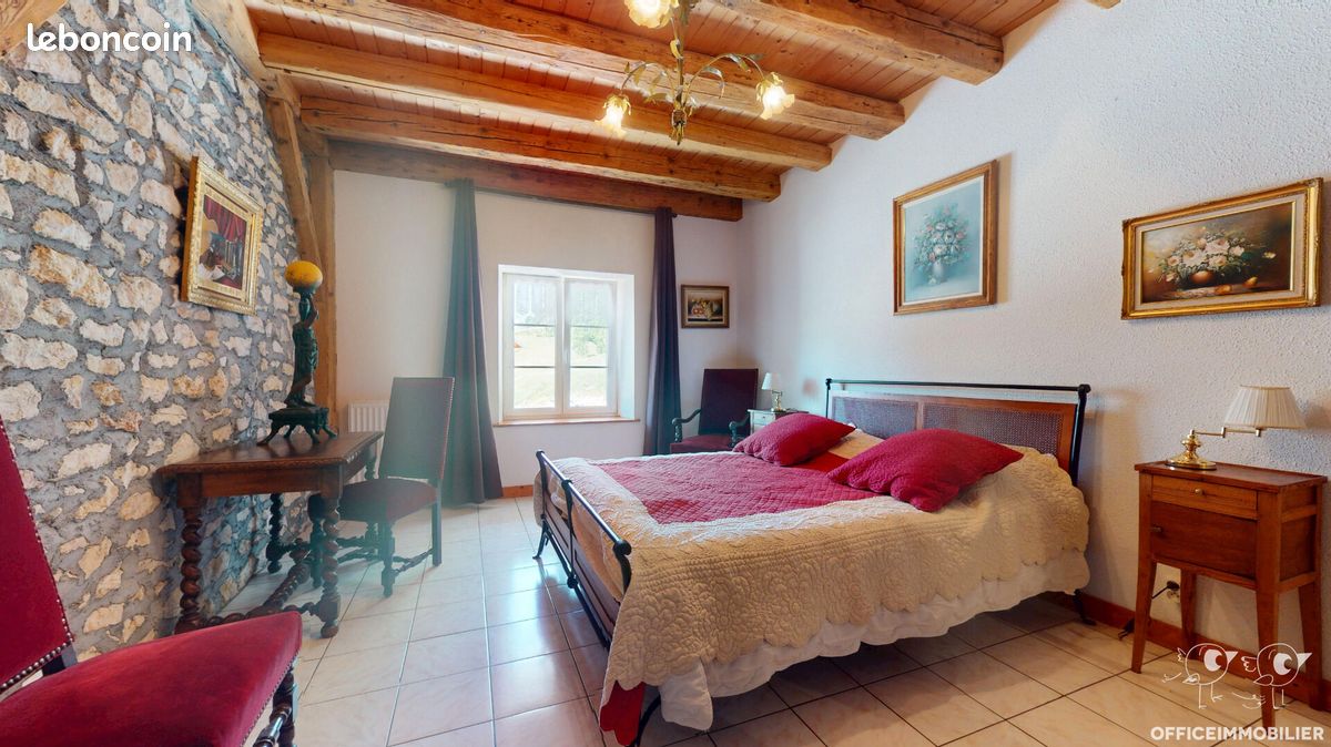 Appartement 5 pièces 126 m² · à Sarrageois · 126 m² · 1 250 €/mois