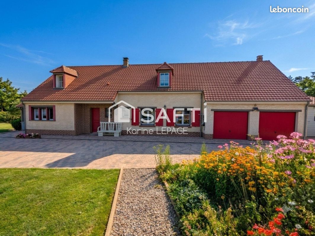Maison 6 pièces 200 m² · à Hallencourt · 200 m² · 388 000 €