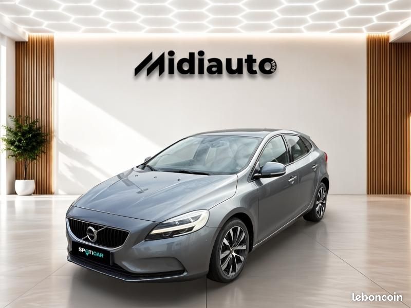 Volvo V40 T2 122ch Signature Edition (image 1)
