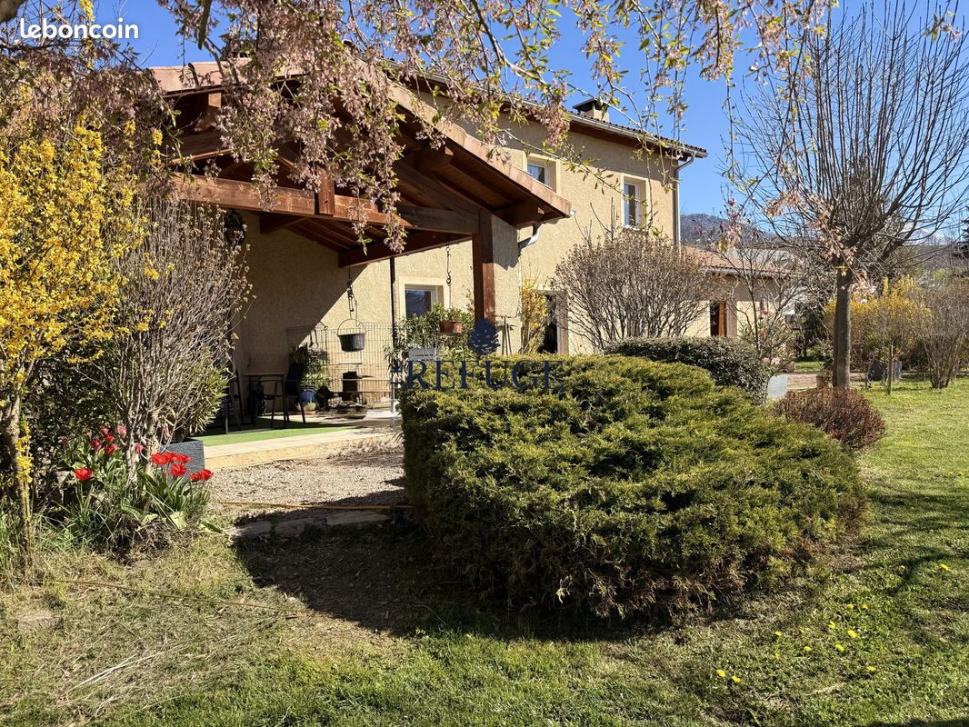 Maison 6 pièces 256 m² · à Chorges · 256 m² · 760 000 €