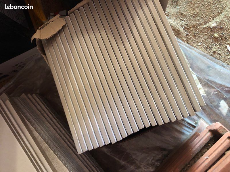 Carrelage imitation carreaux de ciment beige (image 2)