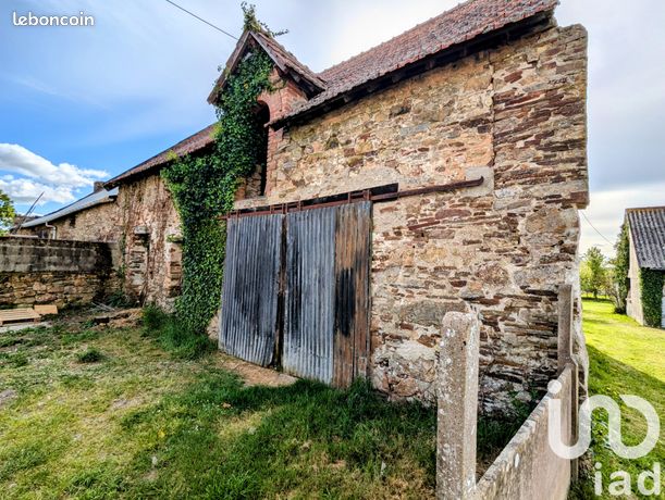 Grange 1 pièce 64 m²