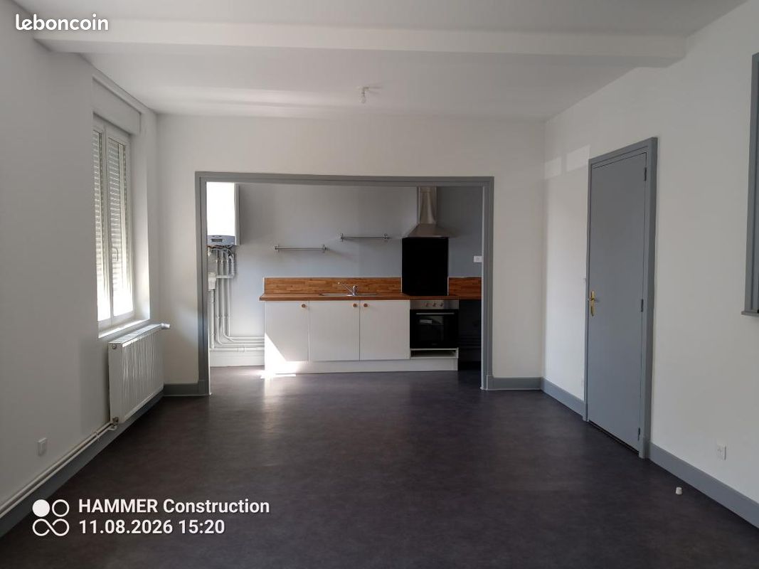 Appartement 4 pièces 112 m² · à Montluçon · 112 m² · 750 €