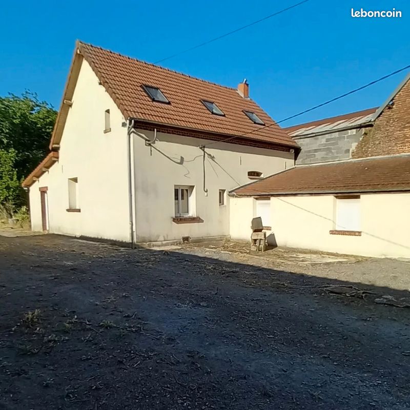 Maison 6 pièces 166 m² · à Colincamps · 165,6 m² · 120 000 €