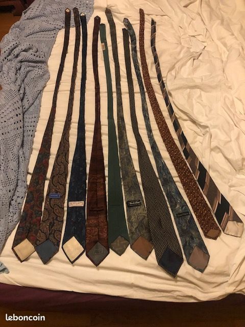 LOT B de 10 CRAVATES ( FERRARI, DE FURSAC, FERRÉ, etc,...) (image 2)