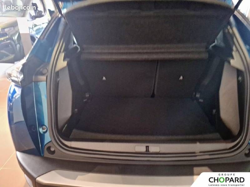 Peugeot 2008 Hybrid 145 e-DCS6 GT Exclusive (image 6)