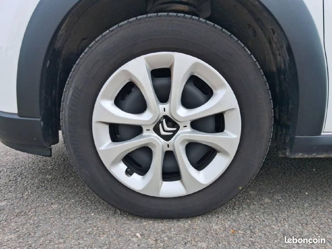 Citroën C3 PureTech 83 ch BVM5 - You (image 13)