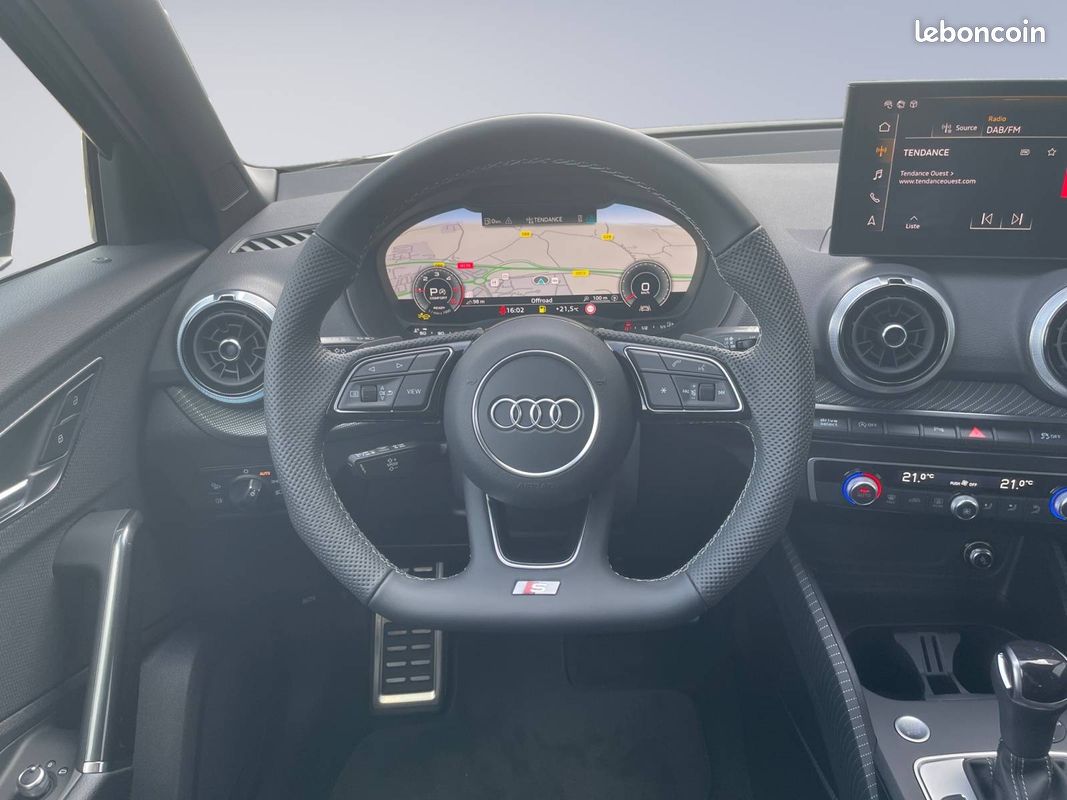 AUDI Q2 35 TDI 150 S tronic 7 S line Plus (image 12)