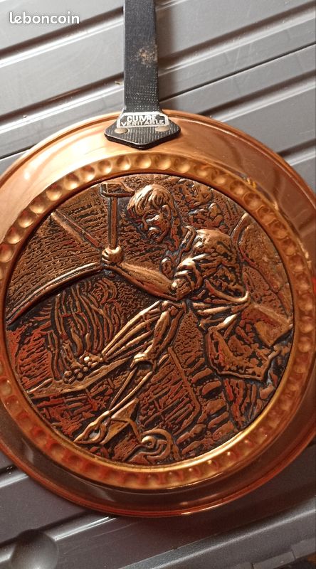 Poêle décoratif en cuivre (image 1)