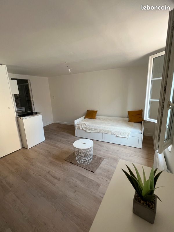 Studio 18m2 meublé - Niort 79000 (image principale 0)