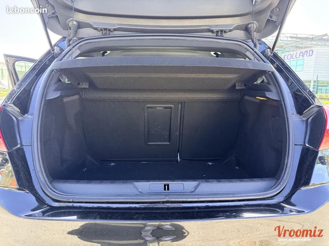 Peugeot 308 GENERATION-II 2.0 BLUEHDI 150 GT LINE*17 (image 14)