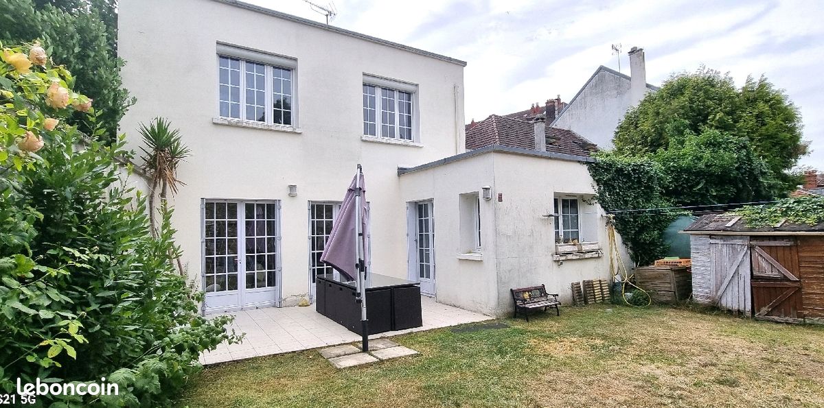 Maison 9 pièces 180 m² · à Mantes-la-Jolie · 180 m² · 472 000 €