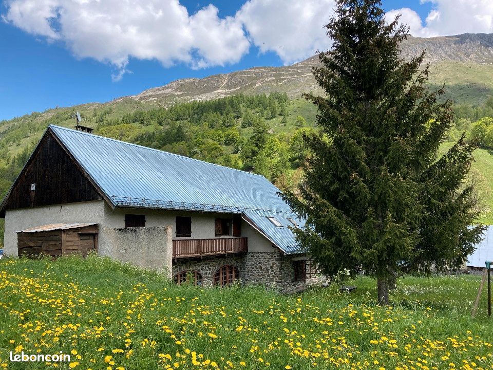 Authentique ferme savoyarde,15 à 25 couchages, été hiver proche piste de ski Valloire Savoie (image 19)