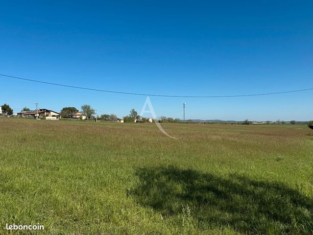 Terrain 33000 m² AUBIET