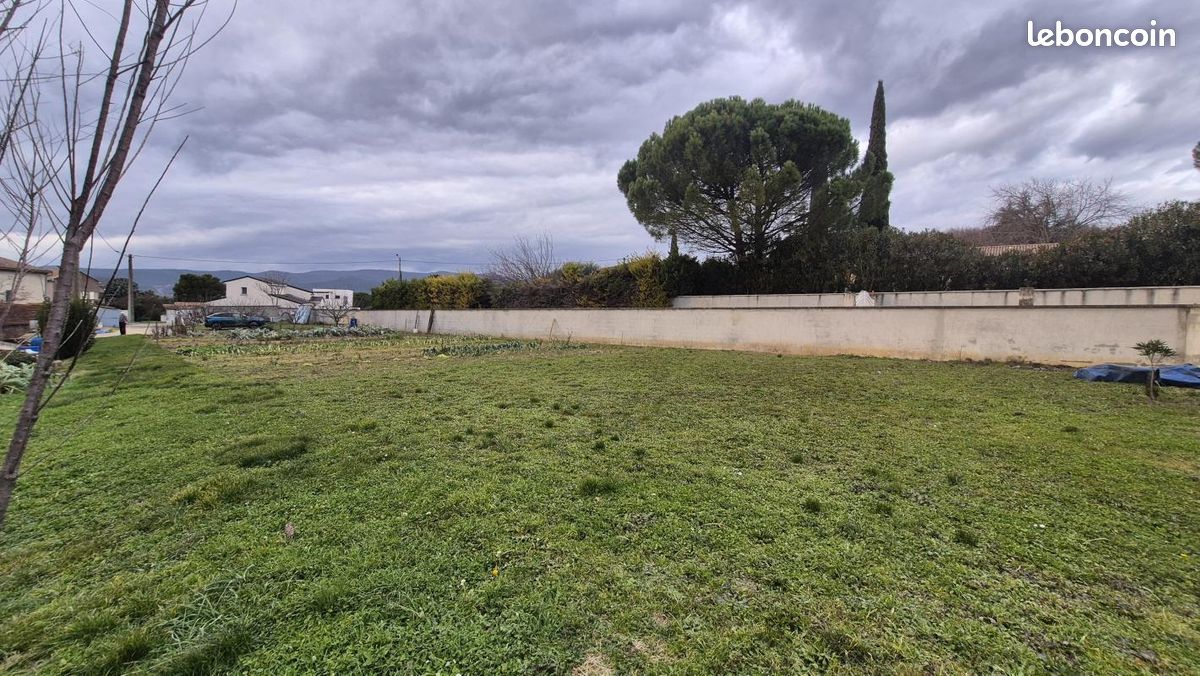 Terrain 500 m² Montelimar · à Montélimar · 110 000 €