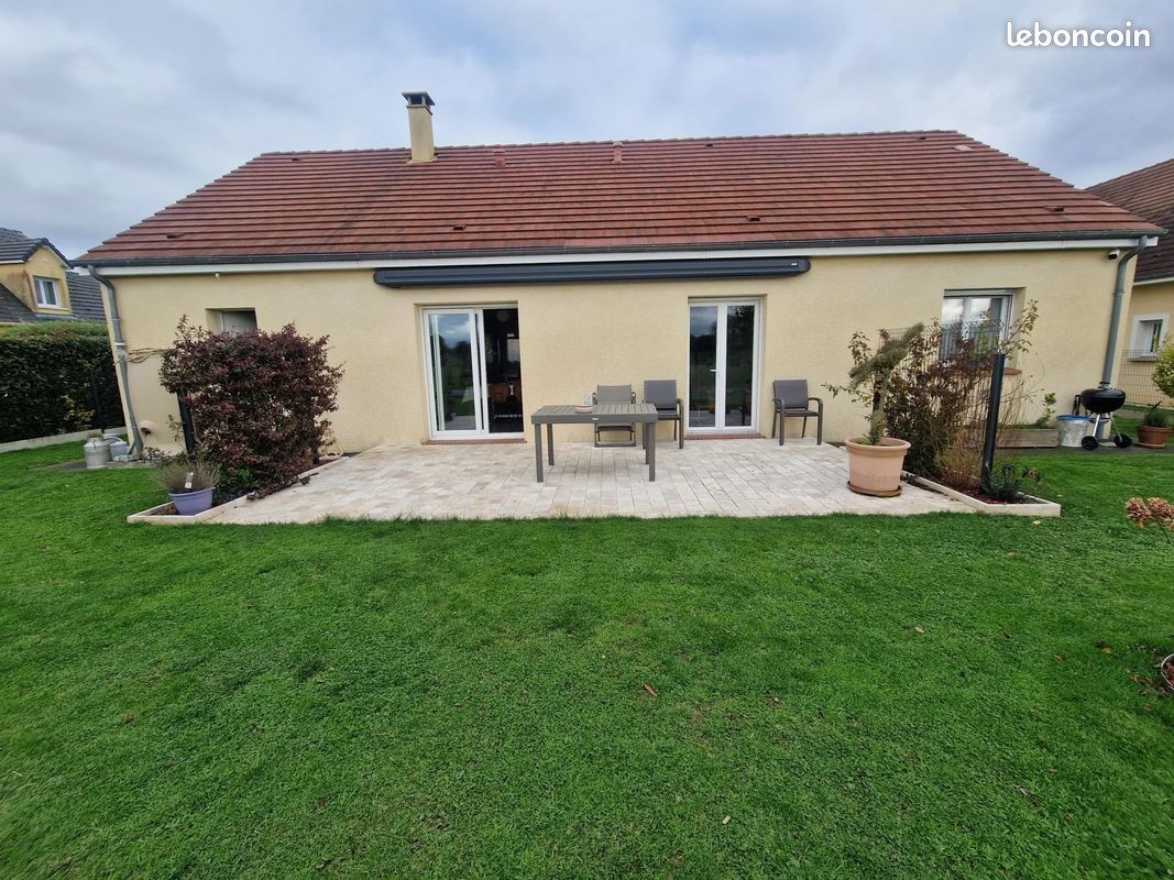 Maison 1 pièce 88 m² · à Thiberville · 88 m² · 1 100 €/mois